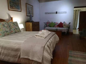 Blou Porselein Guestfarm